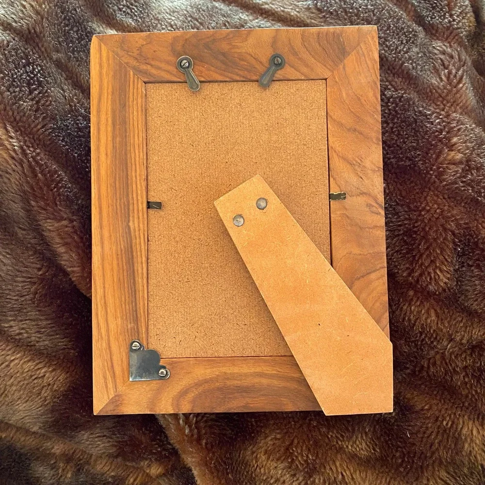Green-Tinted‎ Bone 6-1/2” x 8-1/2” Wooden Picture Frame